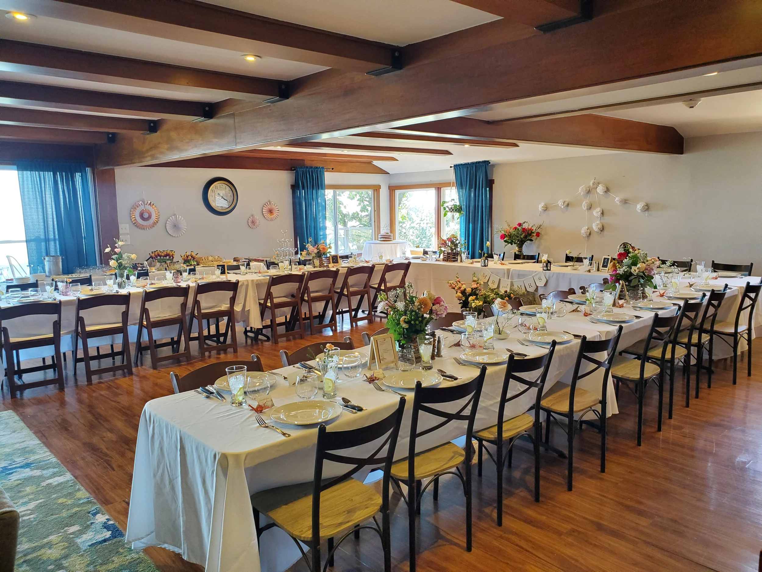 the sky view inn wedding dinner setup