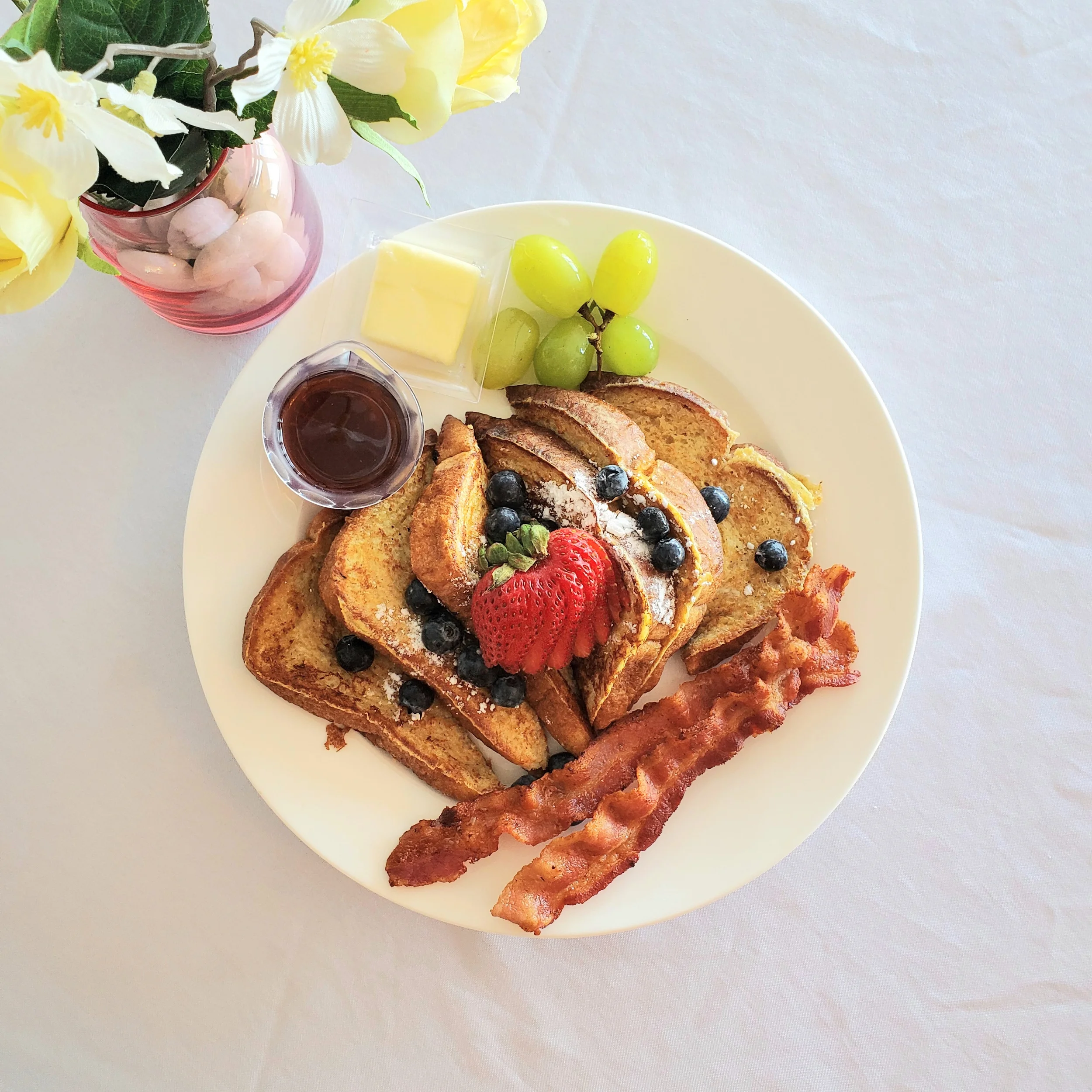 french toast at the sky view inn